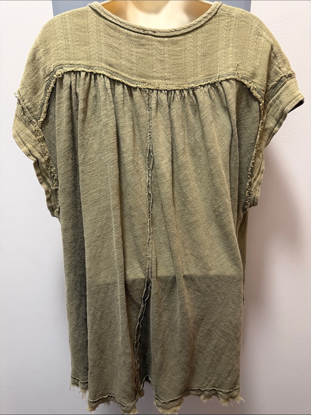 Free People Olive Green Women's Button Aster Glow Flowy Henley Top size large - Picture 8 of 10